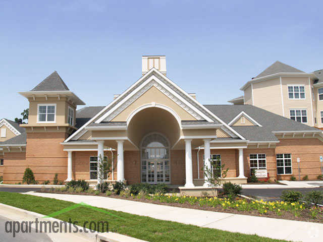 Greenwich Place At Town Center