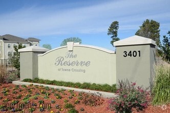 The Reserve At Towne Crossing